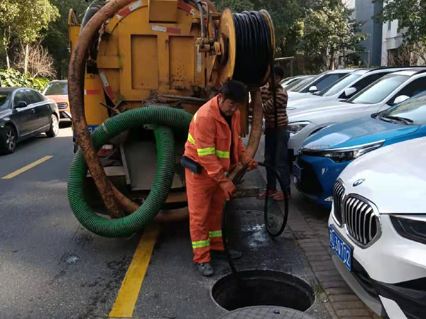 三江镇排污管道清淤